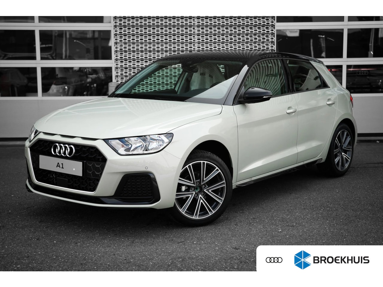 Audi A1 Sportback - 25 TFSI Advanced edition | Zwart dak | PDC voor & achter | 2 zone airco | 17 inch | - AutoWereld.nl