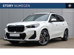 BMW X1 - xDrive25e High Executive M Sporrt Automaat / Panoramadak / Sportstoelen / Stoelverwarming