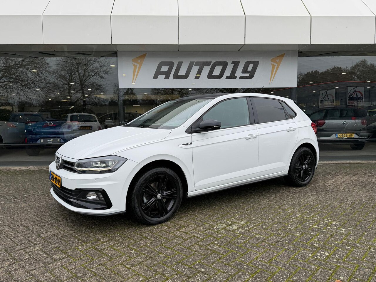 Volkswagen Polo - 1.5 TSI Highline Business R 1.5 TSI Highline Business R - AutoWereld.nl