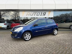 Renault Clio - 1.2-16V Authentique