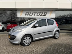 Peugeot 107 - 1.0-12V XR