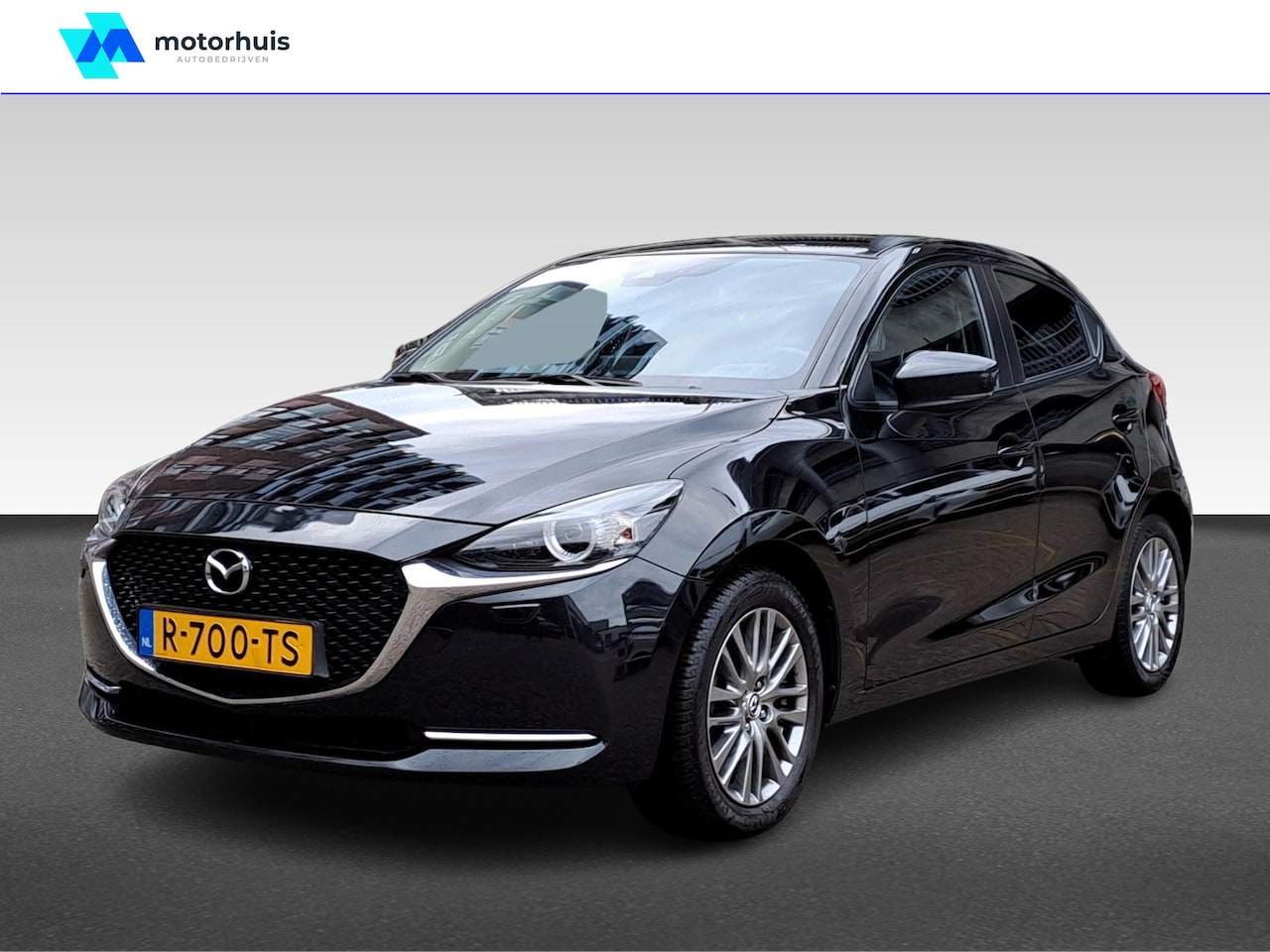 Mazda 2 - 1.5 SKYACTIV-G 90PK LUXURY NAVI CAMERA HUD LED ECC NAP MANUAL - AutoWereld.nl