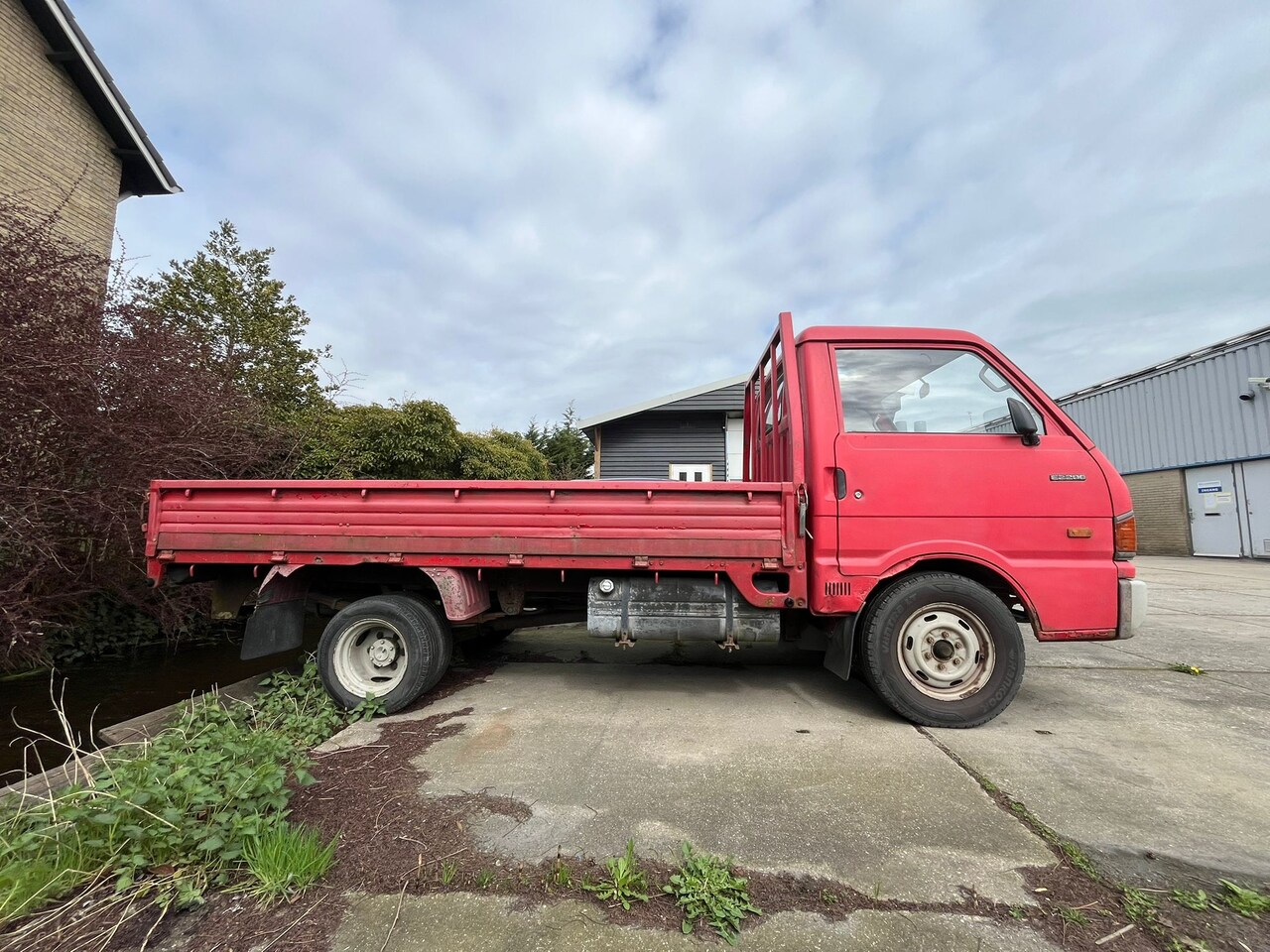 Mazda E-serie - E-2200 nog nette auto