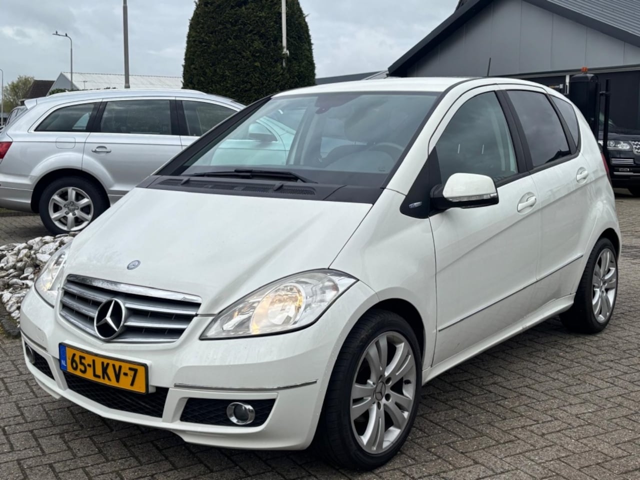 Mercedes-Benz A-klasse - A160 Avantgarde 5-Deurs Wit Trekhaak Sportvelgen - AutoWereld.nl