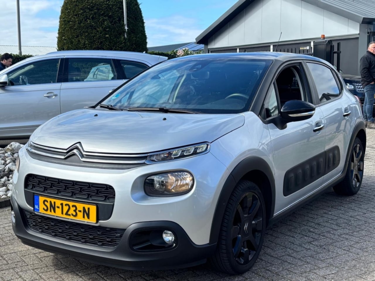 Citroën C3 - 1.2 Benzine Live 2018 5-Deurs Sportvelgen Camera LED - AutoWereld.nl