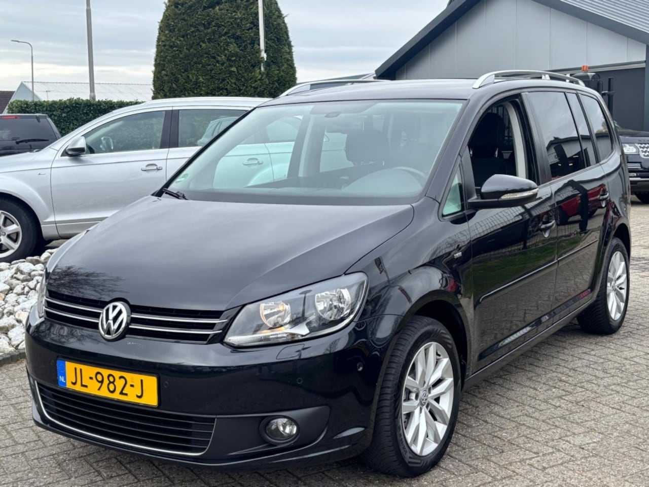 Volkswagen Touran - 1.6 TDI Highline DSG Automaat 7-Persoons Trekhaak 2014 - AutoWereld.nl