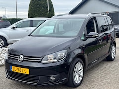 Volkswagen Touran - 1.6 TDI Highline DSG Automaat 7-Persoons Trekhaak 2014