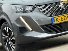Peugeot 2008 - 1.2 PureTech Allure Pack - Gris Platinium - i-Cockpit/Carplay/Mirrorscreen