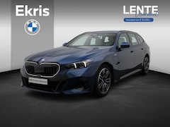 BMW 5-serie Touring - 530e M Sportpakket Pro | Driving Assist Plus | Harman-Kardon | 19" | Lentevoordeel
