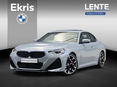 BMW 2-serie Coupé - 220i | M Sportpakket Pro | Panodak | Head-Up | Parking Assistant Plus | Driving Assistant