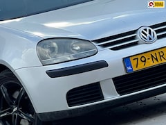 Volkswagen Golf - 1.4 Trendline - Reflex Silver - Airco/Cuise/LMV