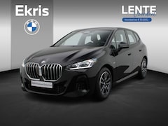 BMW 2-serie Active Tourer - 220i M Sportpakket | Achteruitrijcamera | Parking Assistant | Elektrisch verwarmde voorsto