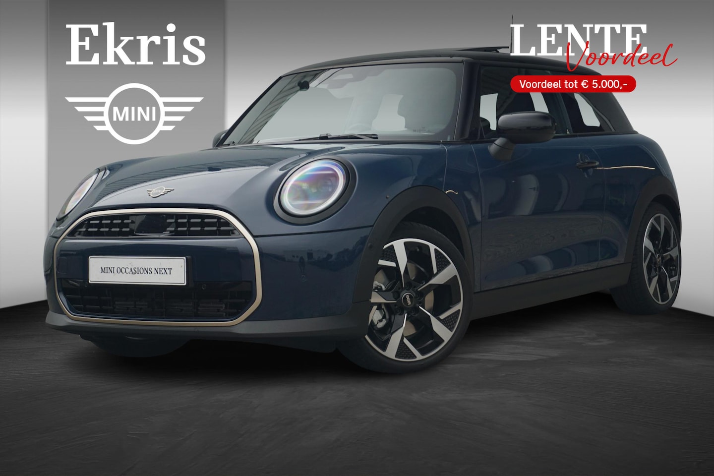 MINI Cooper - 3-Deurs C / Favoured Uitvoering / Pakket M / 18'' LM Velgen | Lentevoordeel - AutoWereld.nl