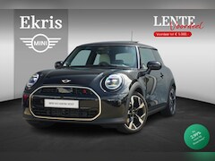 MINI Cooper S - 3-deurs | Favoured Uitvoering | Pakket XL | Harman Kardon | Driving Assistant Professional