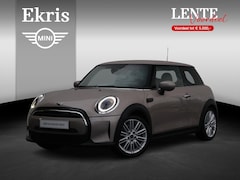 MINI Cooper - 1.5 Classic Sportstoelen/ Cruise Control/ LED-koplampen/ Navigatie/ Parkeer sensoren voor