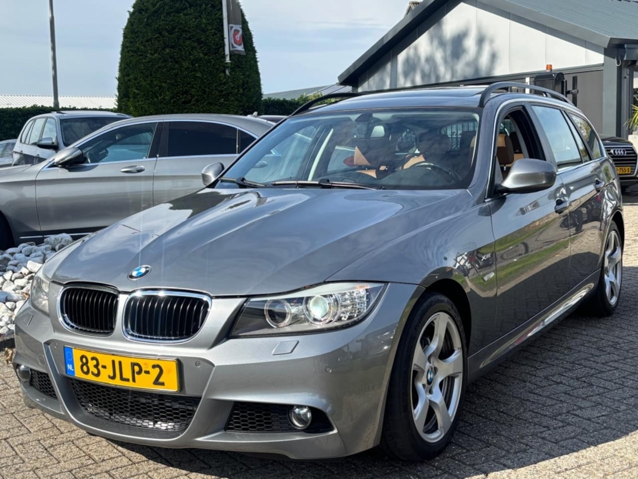 BMW 3-serie Touring - 325xi Aut M-Pakket 2009 Youngtimer Pano 325i - AutoWereld.nl