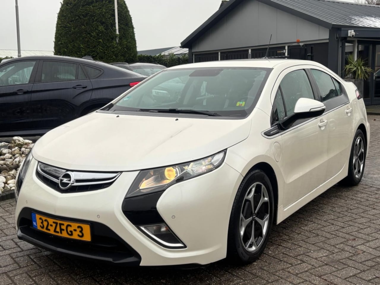 OPEL AMPERA