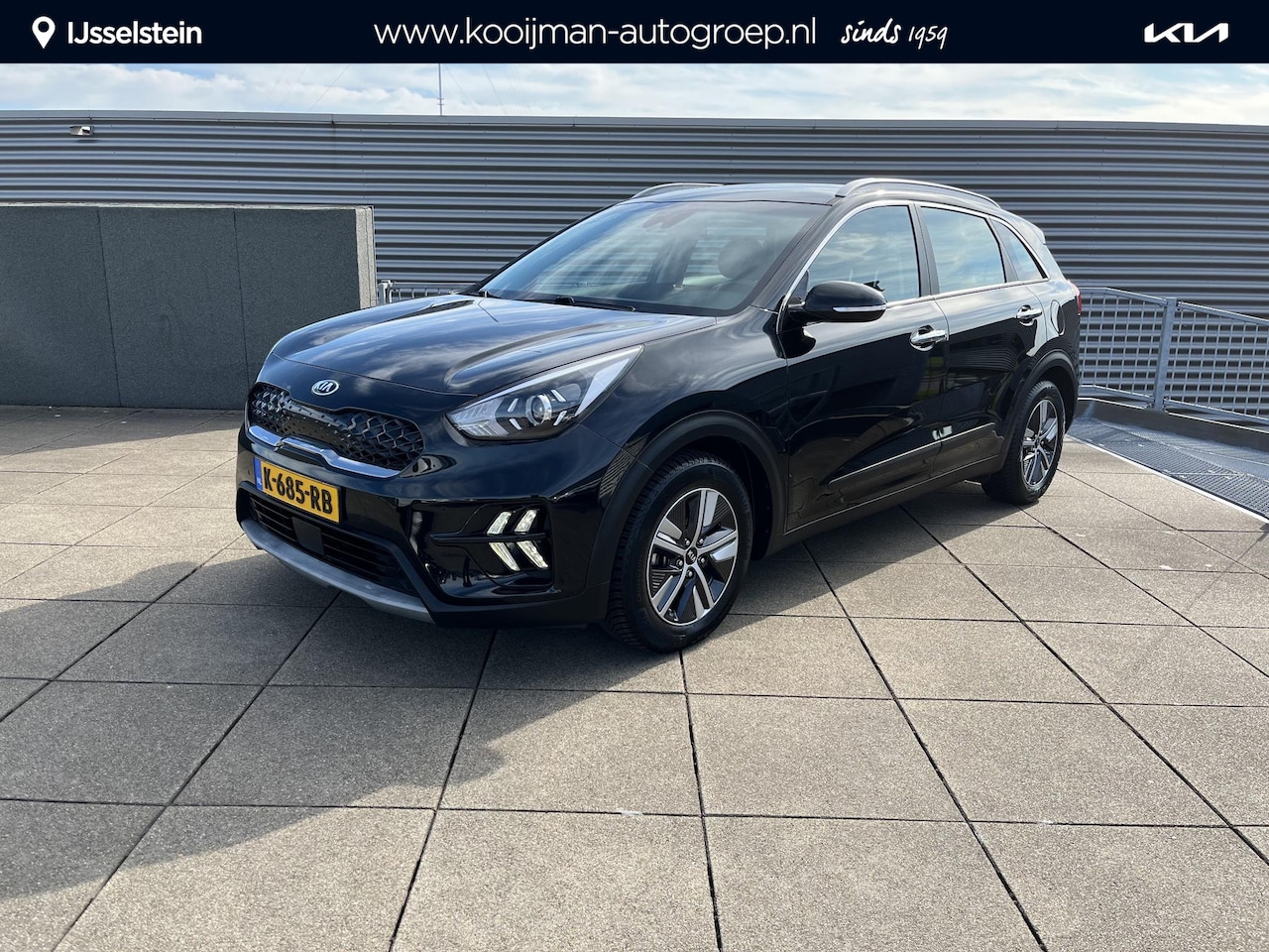 Kia Niro - 1.6 GDi Hybrid DynamicLine Achteruitrij camera / Half leder / Navigatie / Parkeersensoren - AutoWereld.nl