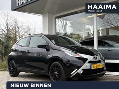 Toyota Aygo - 1.0 VVT-i x-play | Achteruitrijcamera | Navigatie | Snelheidsbegrenzer | Lichtmetalen velg