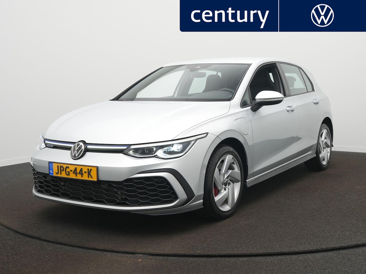 Volkswagen Golf - 1.4 eHybrid GTE Automaat - Navigatie - Stoelverwarming - LED - Side Assist - AutoWereld.nl