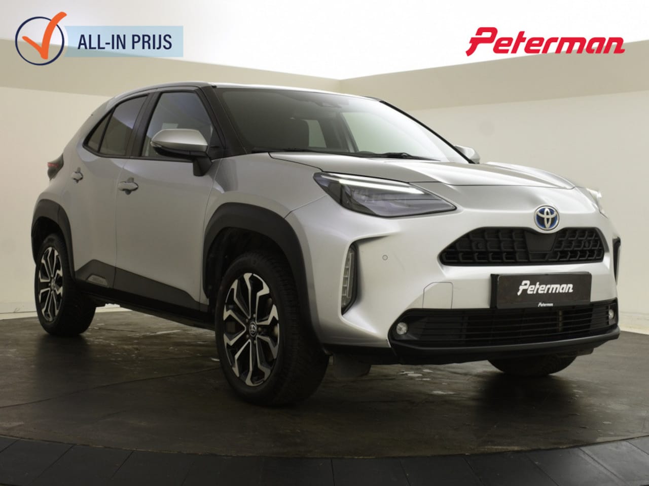 Toyota Yaris Cross - 1.5 Hybrid Dynamic | Parkeersensoren V+A | Stoelverwarming - AutoWereld.nl