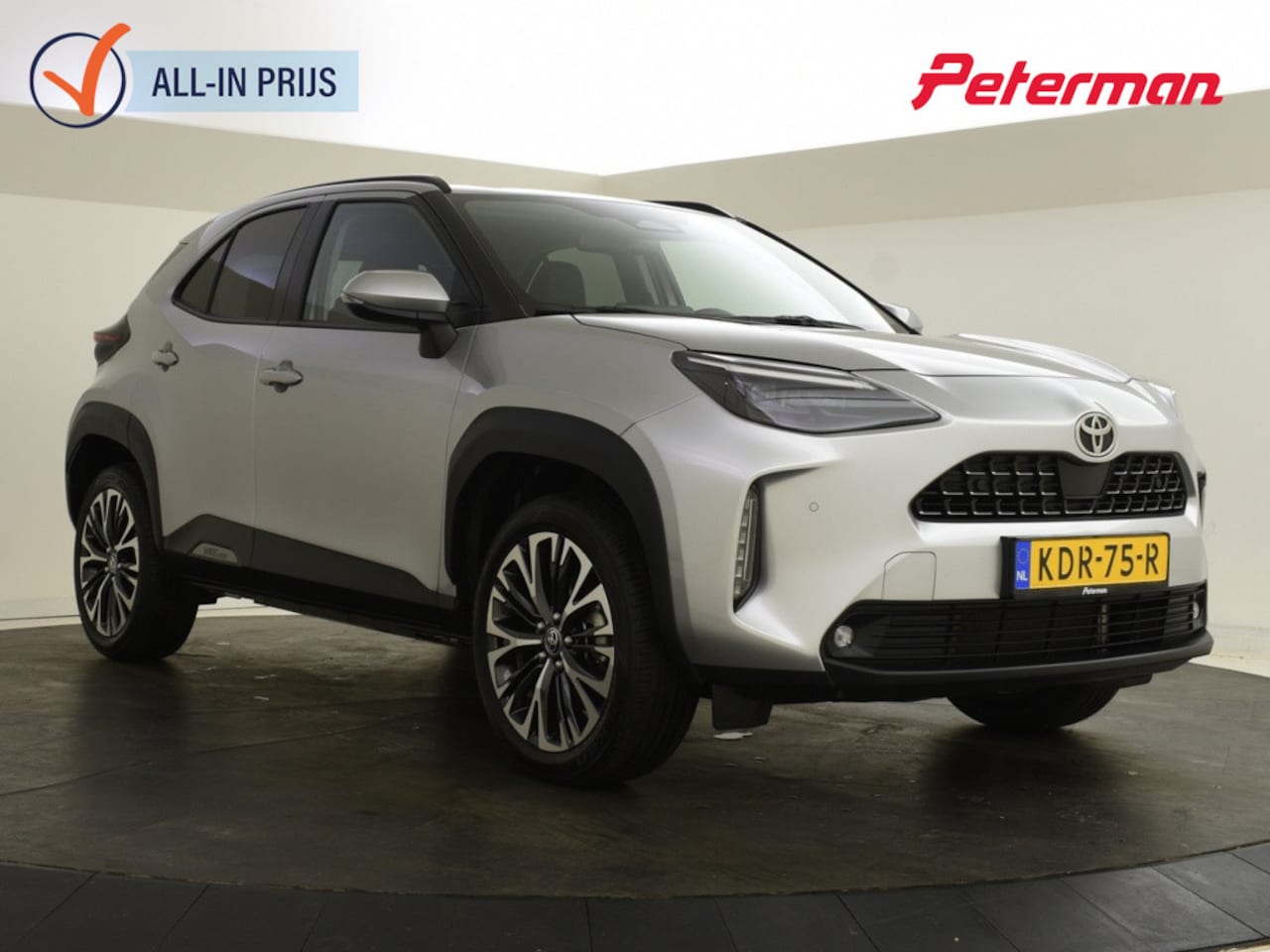 Toyota Yaris Cross - 1.5 Hybrid 130 Executive | BSM | Parkeersensoren | el. a. Klep - AutoWereld.nl