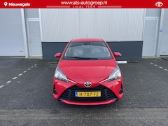 Toyota Yaris - 1.0 VVT-i Connect | Apple/Android navigatie | LM velgen | Org NL en 1e Eigenaar |