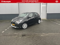 Toyota Aygo - 1.0 VVT-i x-play | Navigatie