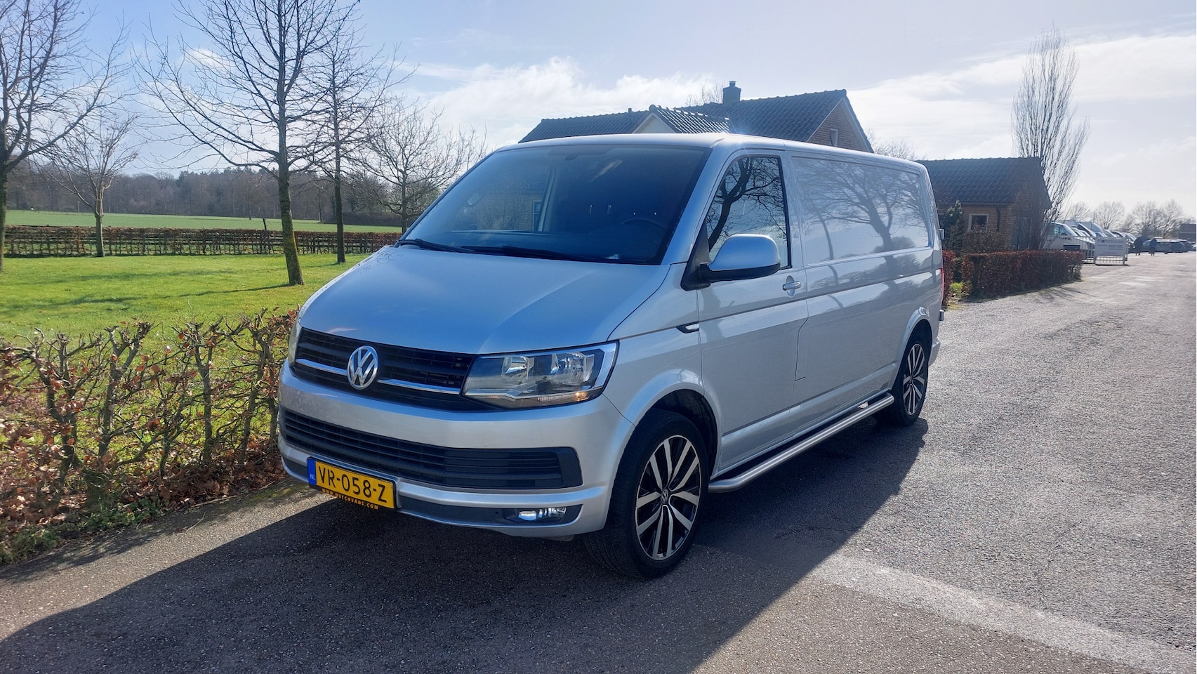 Volkswagen Transporter - 2.0 TDI L2H1 AIRCO BJ 2015 - AutoWereld.nl