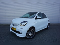 Smart Forfour - 1.0 T BRABUS AUTOMAAT Panoramadak / Navi / Cruise / Camera / NAP