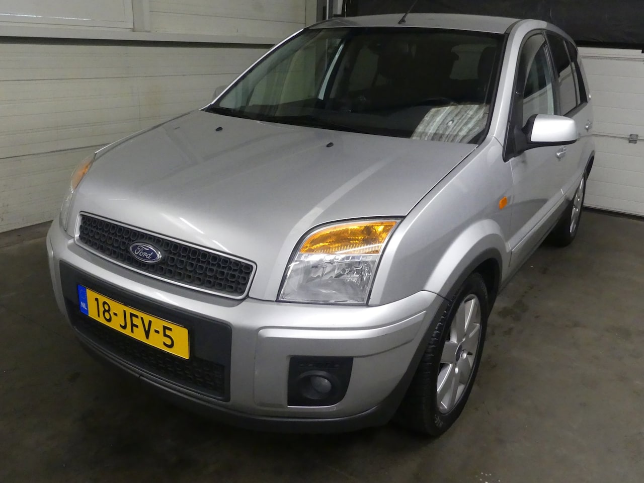 Ford Fusion - 1.6-16V Futura - Trekhaak - Airco - AutoWereld.nl