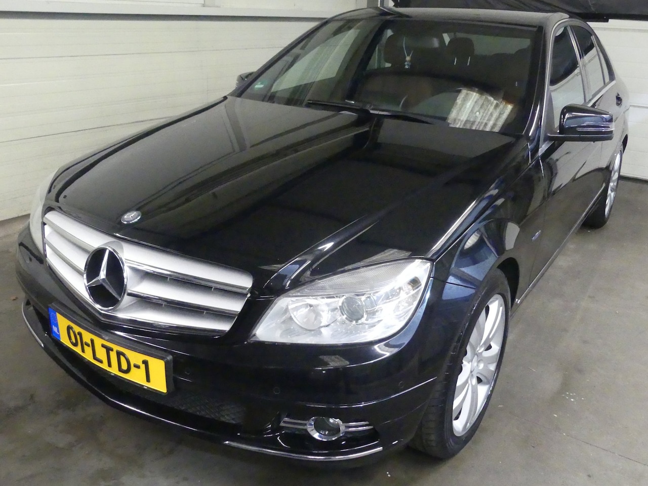 Mercedes-Benz C-klasse - 180 CGI BlueEFF Busin Avantg - Trekhaak - Cruise Control - AutoWereld.nl