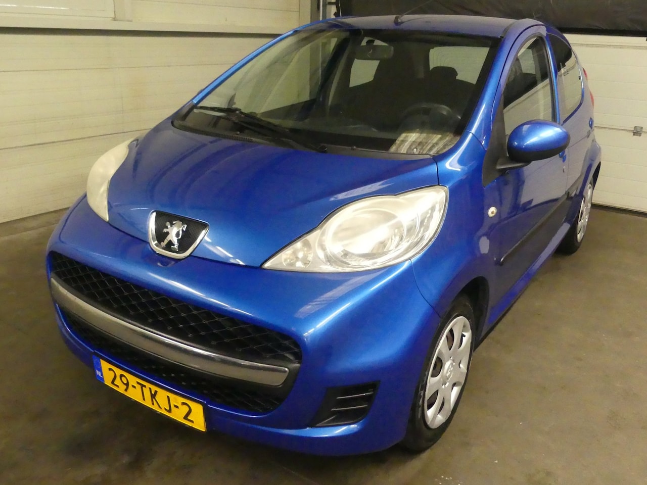 Peugeot 107 - 1.0-12V XS - Airco - 5deurs - Trekhaak - Mooie auto! - AutoWereld.nl