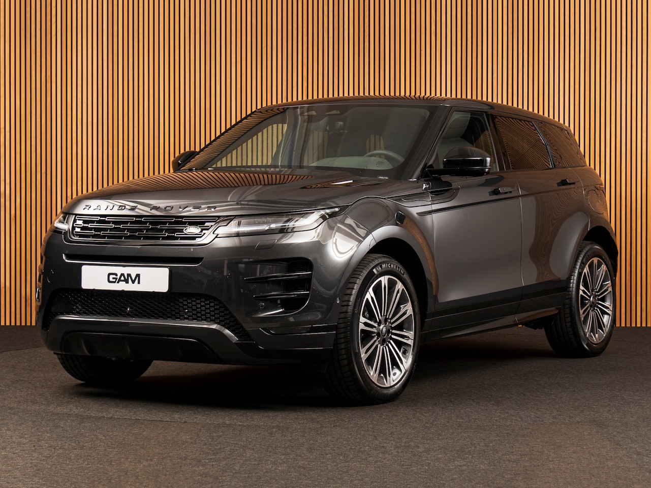 Land Rover Range Rover Evoque - 1.5 P270e PHEV AWD Dynamic SE 20" | PANO | BLACKPACK | MERIDIAN - AutoWereld.nl