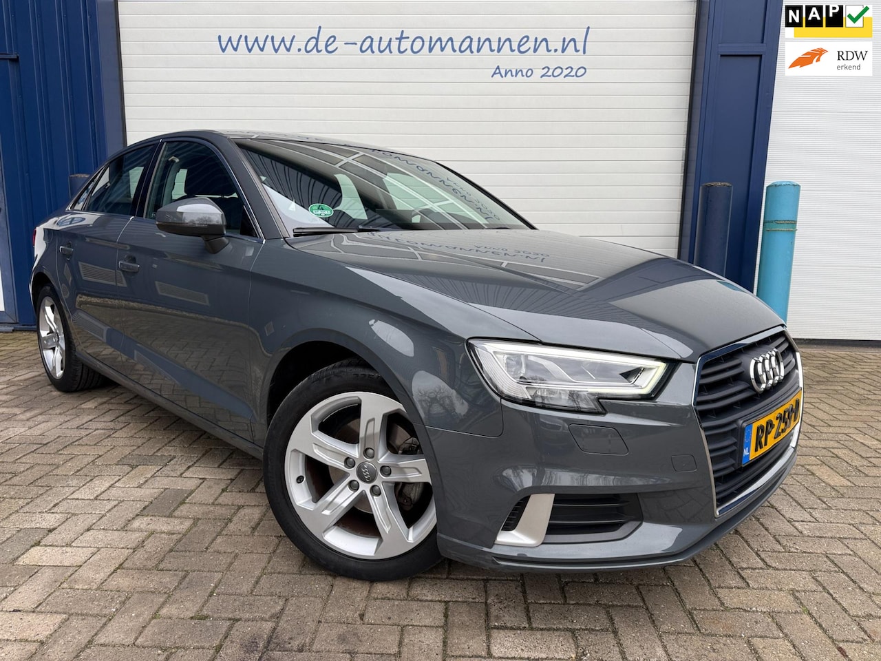Audi A3 Limousine - 30 TFSI S-Tronic Automaat Sport Edition / ECC / CRUISE / NAVI / PDC / APK 02-2027 - AutoWereld.nl