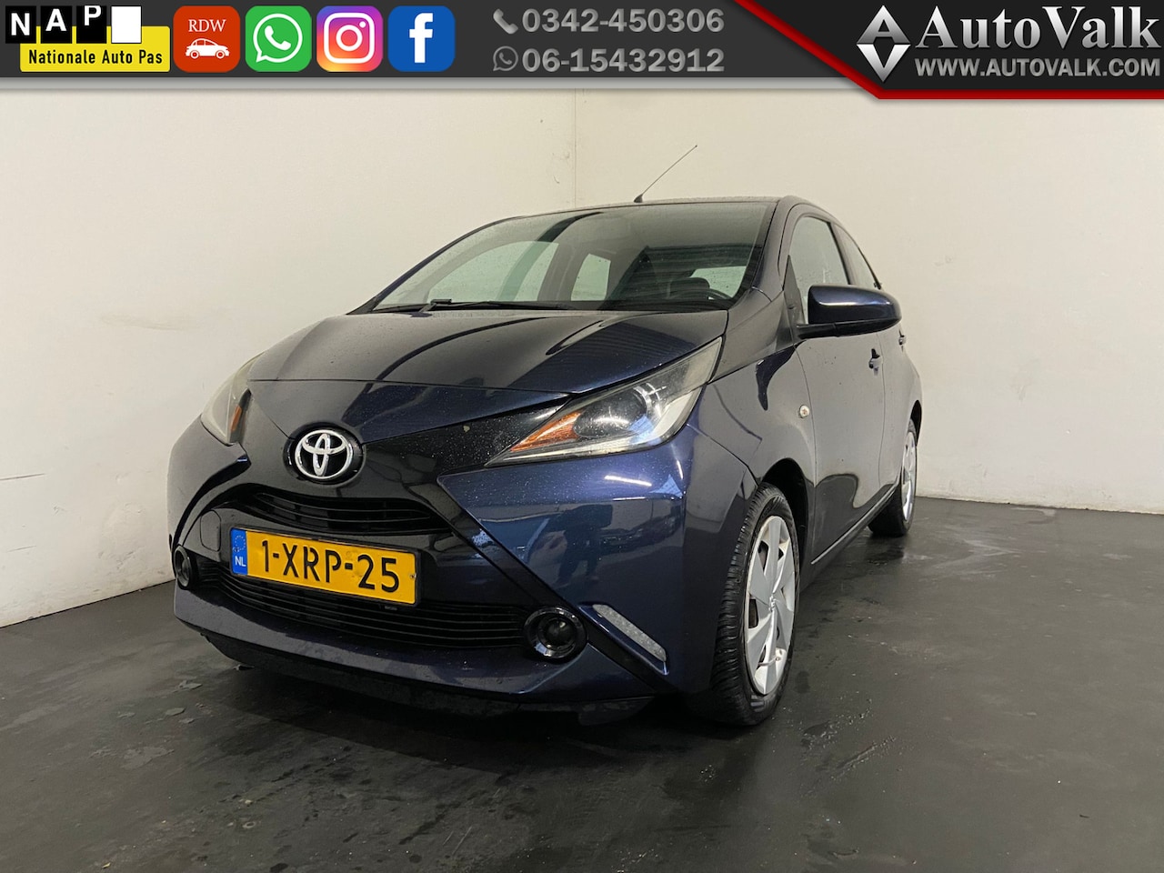 Toyota Aygo - 1.0 VVT-i x-play 1.0 VVT-i x-play - AutoWereld.nl