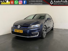 Volkswagen Golf - 1.4 TSI GTE 19´´ PDC. Cruise. 5-Deurs Zuinig
