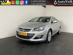 Opel Astra - 1.4 Turbo. Cosmo. Trekhaak. APK 03-2027