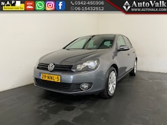 Volkswagen Golf - 1.2 TSI Tour II BlueMotion. APK 04-2027