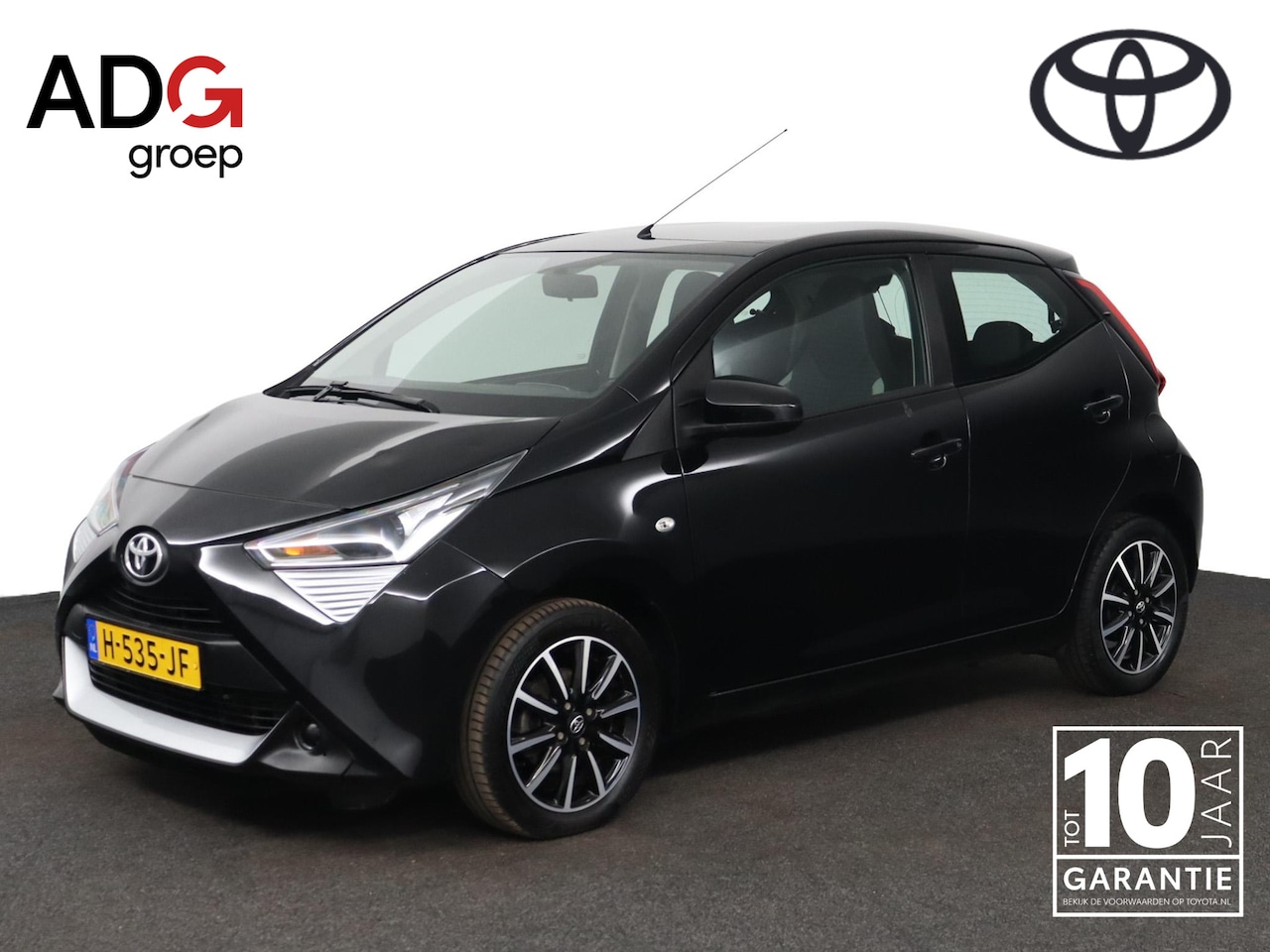 Toyota Aygo - 1.0 VVT-i x-play | Achteruitrijcamera | Airco | Lichtmetalen Velgen | Bluetooth | - AutoWereld.nl