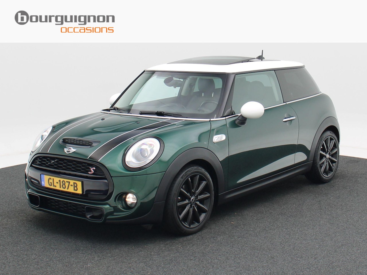 MINI John Cooper Works - S 2.0 JCW 211Pk | Panoramadak | Leder | Cruise Control | Climate Control | Navigatie | Blu - AutoWereld.nl