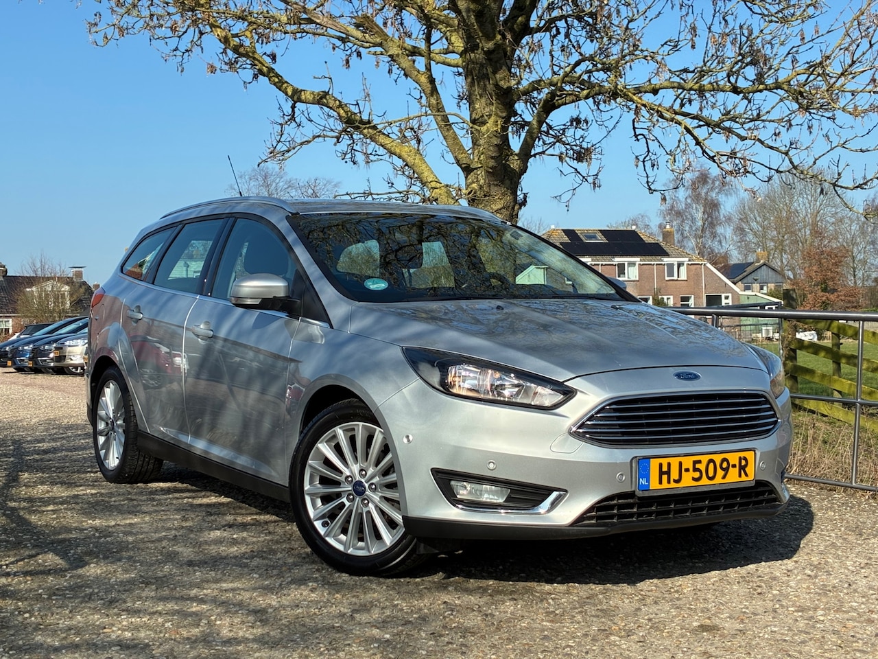 Ford Focus Wagon - 1.0 Titanium Edition | Cruise + Clima nu € 5.975,-!!! - AutoWereld.nl