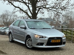 Mitsubishi Lancer Sportback - 1.6 Limited Edition | 5-Deurs + Airco nu € 5.975,