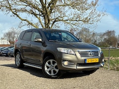 Toyota RAV4 - 2.0 VVTi Dynamic 2WD | Cruise + Clima + Stoel verw. nu €12.975,