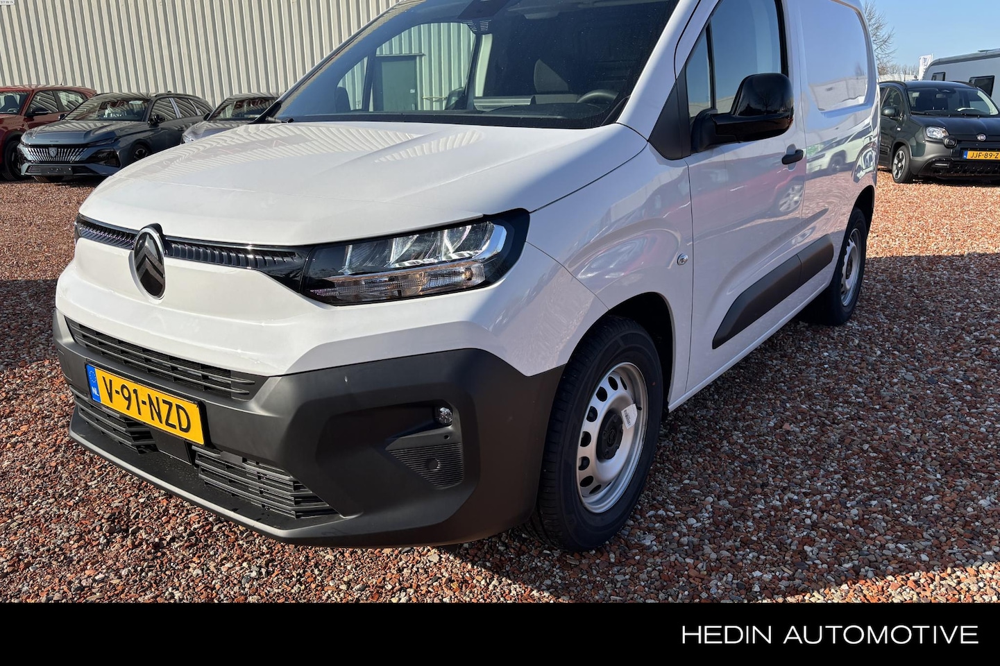 Citroën ë-Berlingo - 136 L1 50 kWh | Navigatie via App | Laadruimte betimmering | Camera | Apple Carplay/Androi - AutoWereld.nl