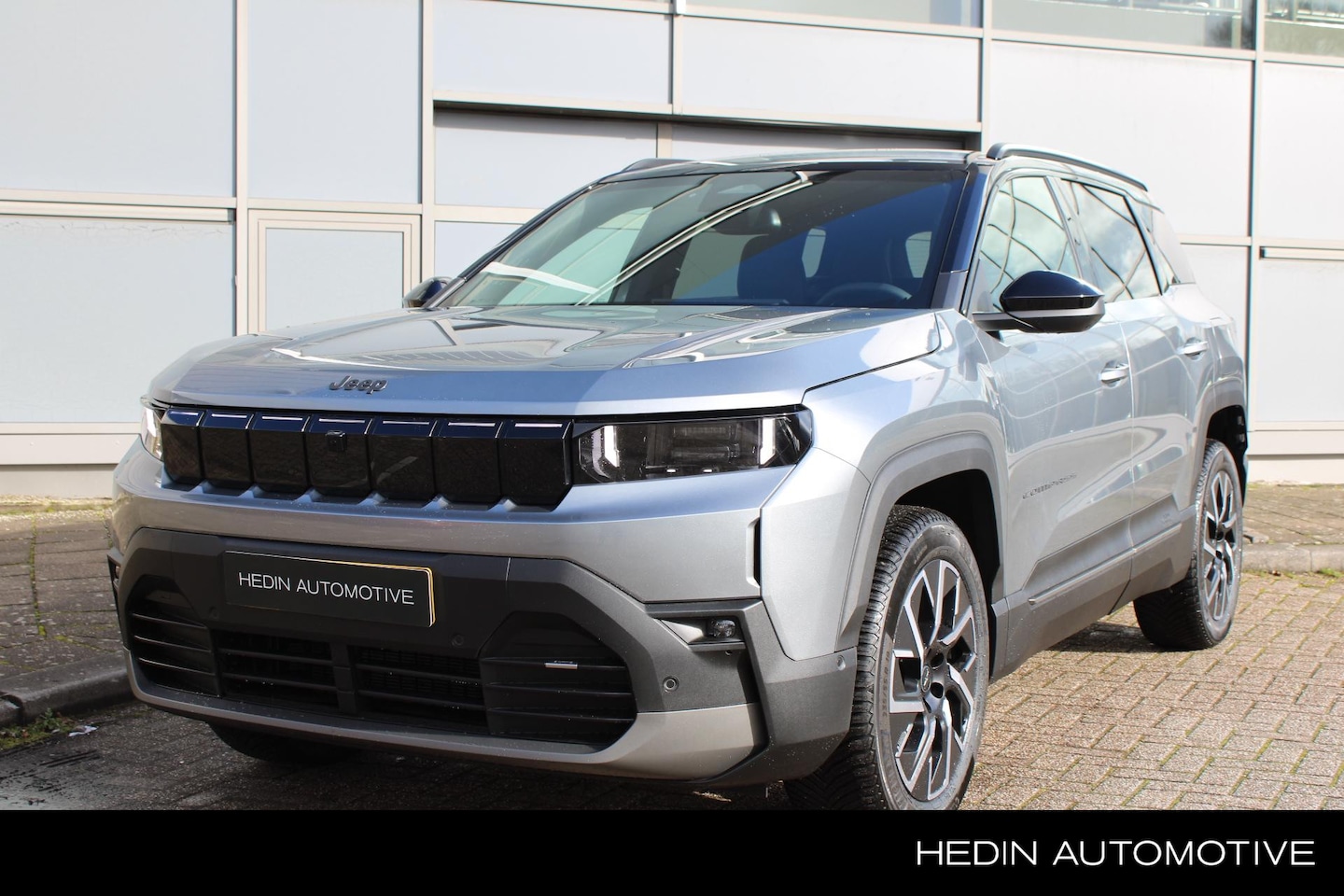 Jeep Compass - First Edition 74 kWh | Nu bij ons te bezichtigen! | 360gr. camera | All season / 19 inch | - AutoWereld.nl