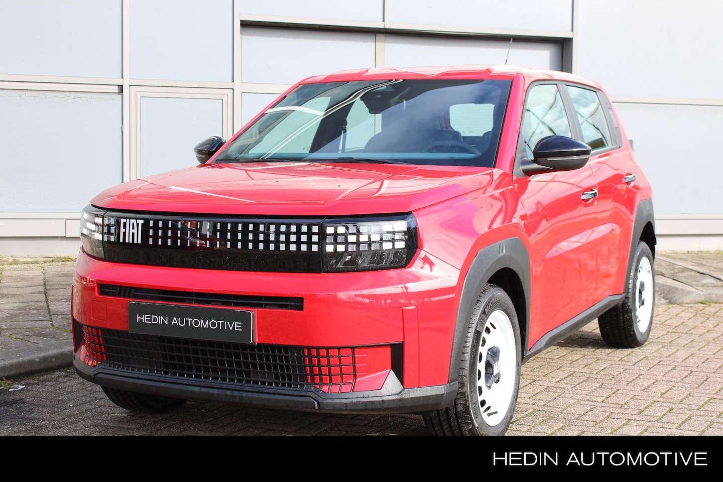 Fiat Grande Panda - RED 11kW 44 kWh | Direct Beschikbaar | Navigatie via App | Airco | Cruise Control | Apple - AutoWereld.nl