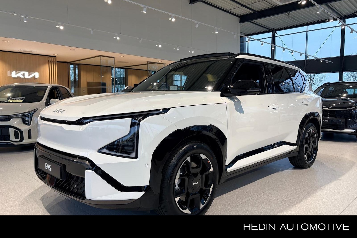 Kia EV5 - GT-PlusLine 81.4 kWh Airco | Navigatie | Carplay | Open dak | Carplay | Lederen bekleding - AutoWereld.nl
