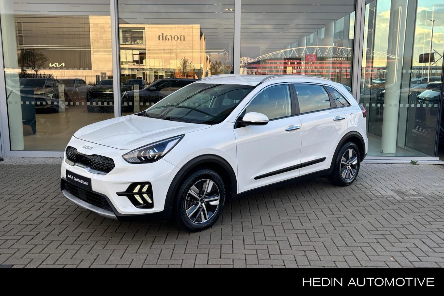 Kia Niro - Hybrid DynamicLine | Navigatie | Camera | Climate control | Ad. Cruise | Apple Carplay / A - AutoWereld.nl