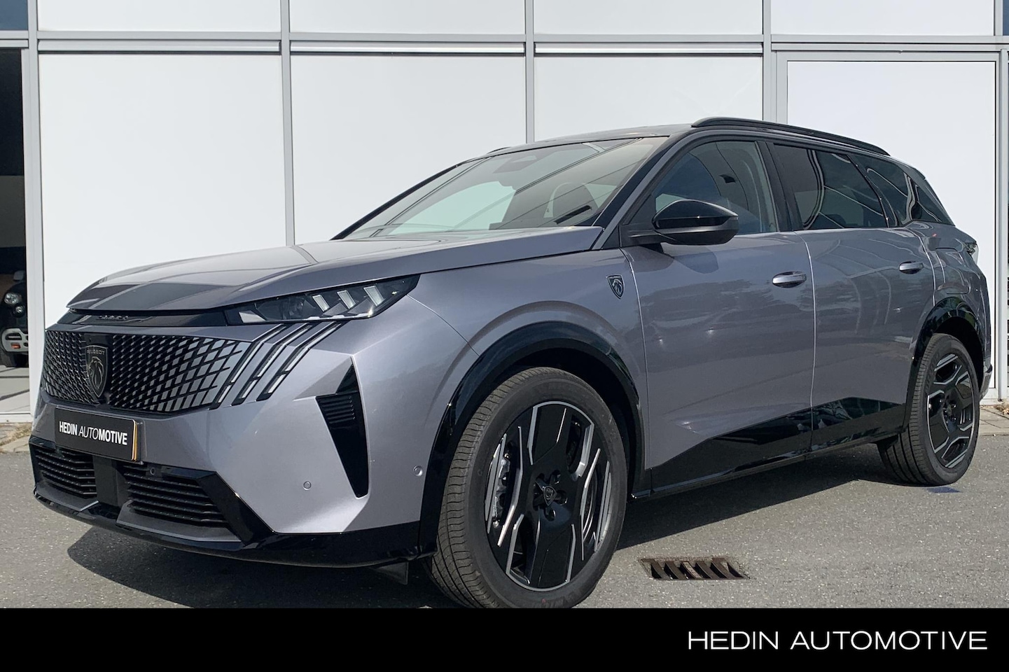 Peugeot e-5008 - Launch Edition Dual Motor 325PK | Panoramadak | Camera voor + achter | Lederen bekleding | - AutoWereld.nl